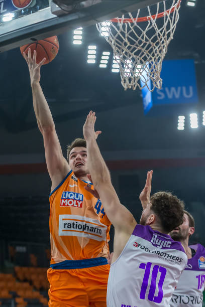 指控强奸 指控强奸